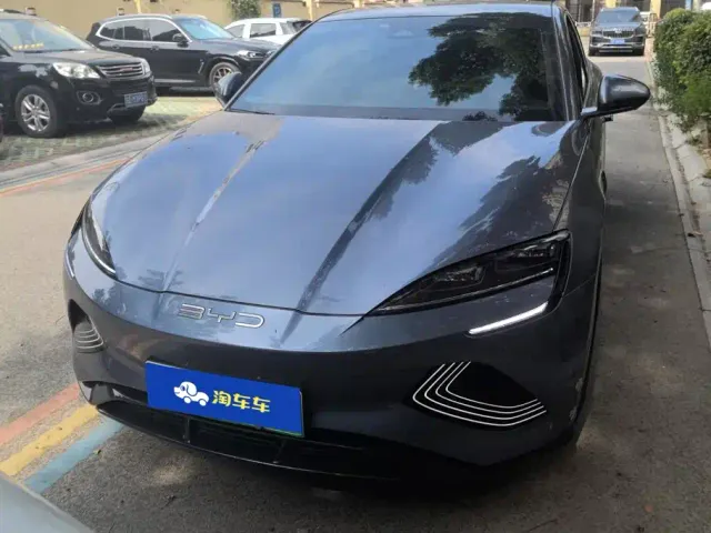 BYD Seal — Фото автомобиля 2