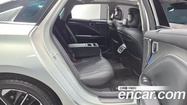 Kia K8 Signature — Фото автомобиля 11