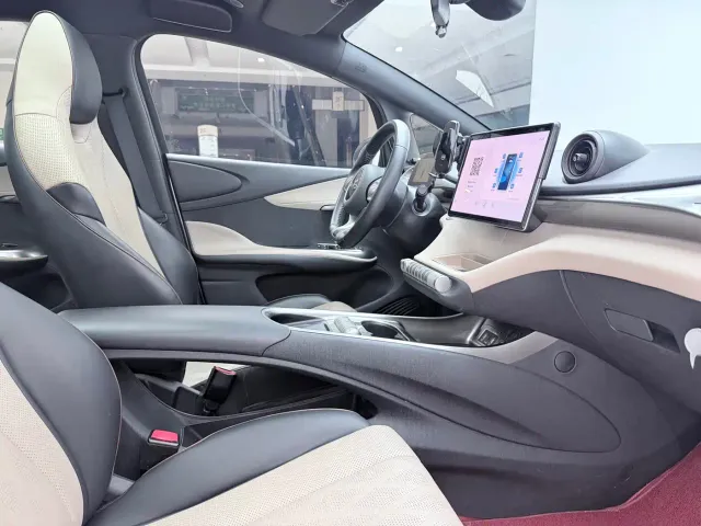 BYD Dolphin — Фото автомобиля 9