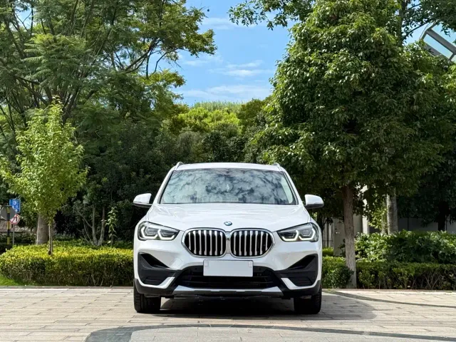 BMW X1 — Фото автомобиля 2