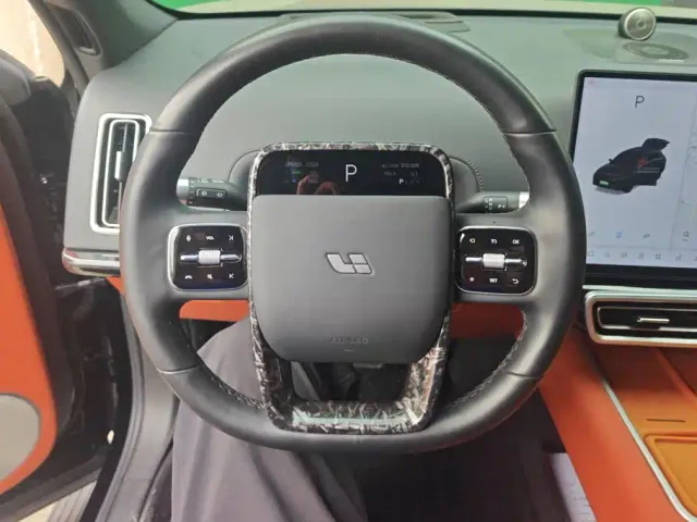Li Auto L7 — Фото автомобиля 15
