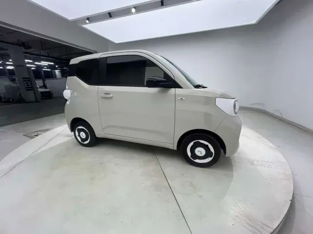 Wuling Hongguang Mini EV — Фото автомобиля 28