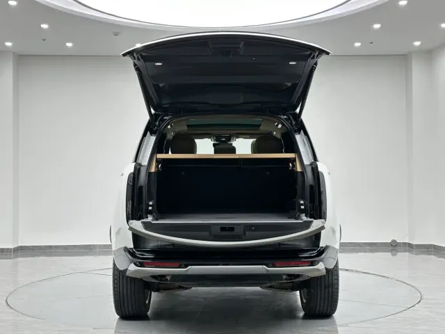 Land Rover Range Rover — Фото автомобиля 28