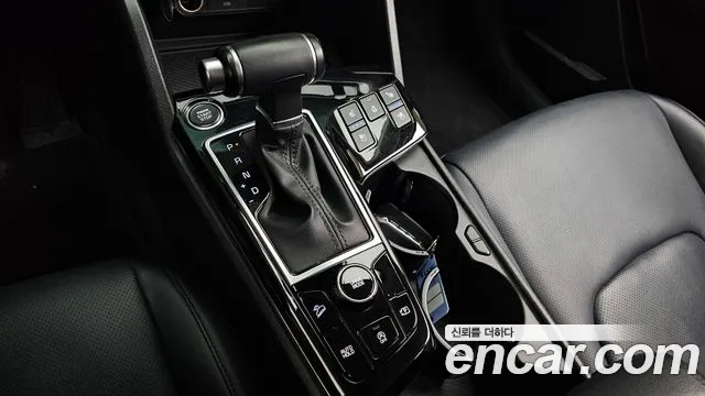 Kia Sportage Sportage 5-е поколение Дизель 2.0 2WD — Фото автомобиля 9