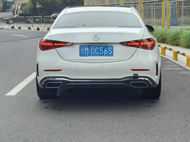 Mercedes-Benz C-Class — Фото автомобиля 5