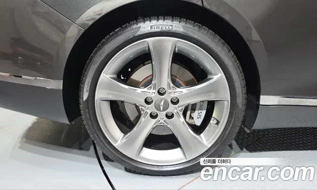 Genesis G80 RG3 — Фото автомобиля 5