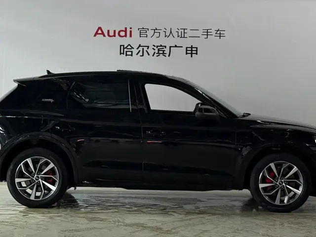 Audi Q5L — Фото автомобиля 5