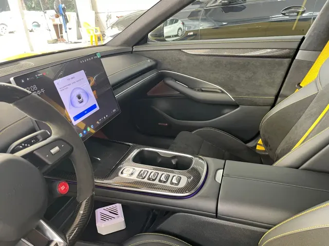 Xiaomi Auto Xiaomi SU7 Ultra 2025 Model Ultra — Фото автомобиля 14