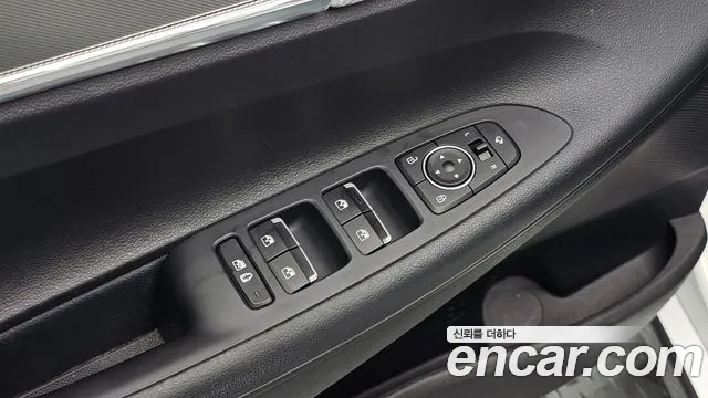 Hyundai Grandeur Grandeur (New) Hybrid — Фото автомобиля 15