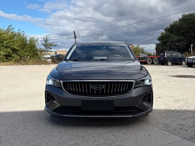 Geely Emgrand — Фото автомобиля 2