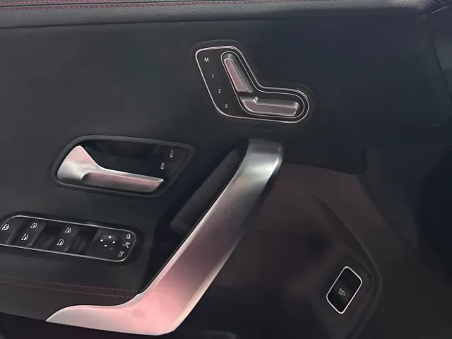 Mercedes-Benz CLA-Class — Фото автомобиля 4