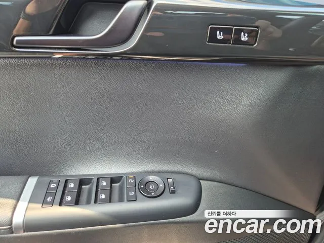 Hyundai Grandeur GN7 — Фото автомобиля 14
