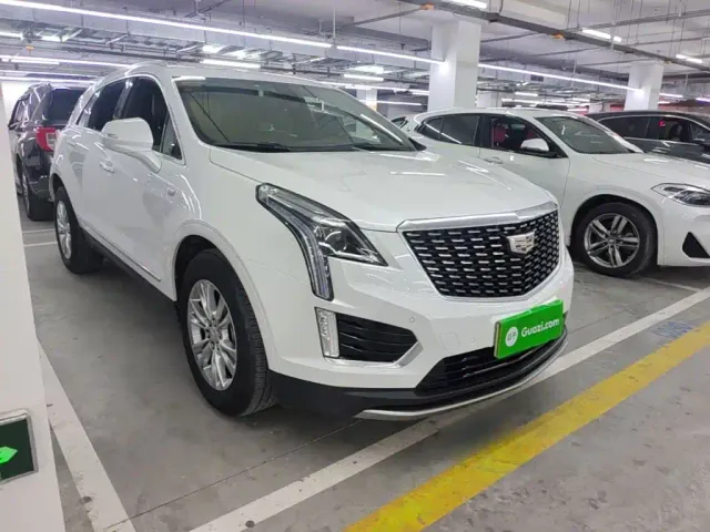 Cadillac XT5 — Фото автомобиля 3