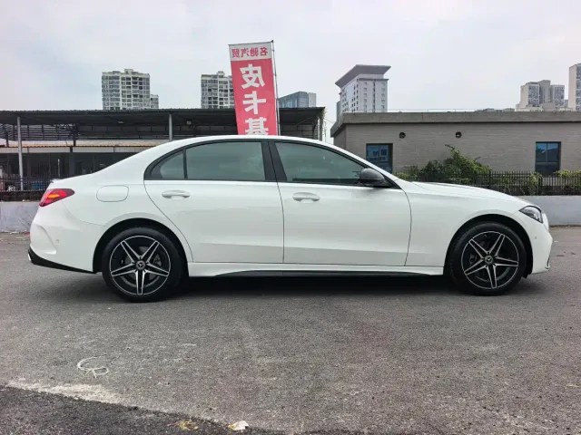 Mercedes-Benz C-Class — Фото автомобиля 14
