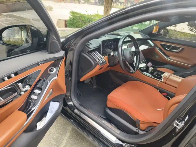 Mercedes-Benz S-Class — Фото автомобиля 17