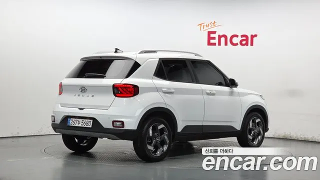 Hyundai Venue Venue 1.6 Premium — Фото автомобиля 2