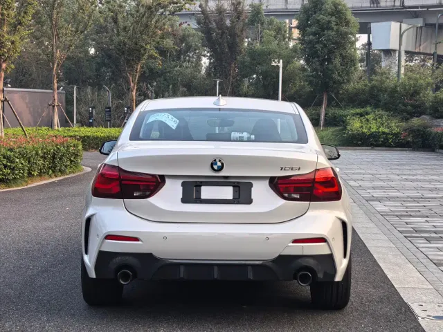 BMW 1 Series — Фото автомобиля 5