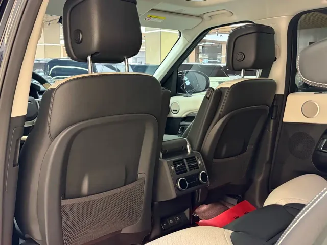 Land Rover Discovery — Фото автомобиля 17