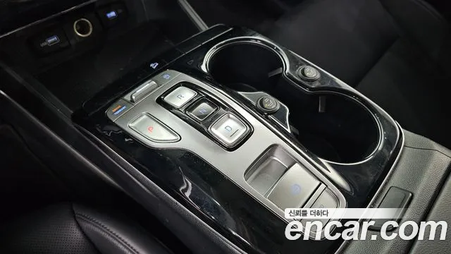 Hyundai Tucson Tucson (NX4) Дизель 2.0 4WD — Фото автомобиля 9