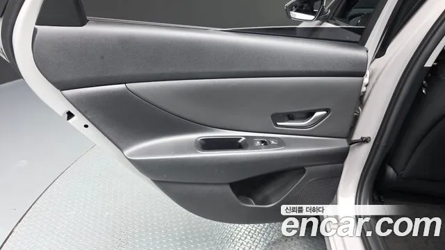 Hyundai Avante — Фото автомобиля 14