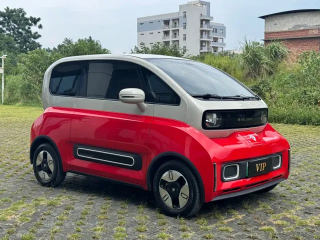 Baojun KiWi EV — Фото автомобиля 3