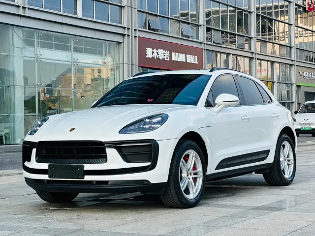 Фотография автомобиля — Porsche Macan