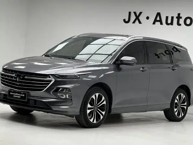Фотография автомобиля — Wuling Victory