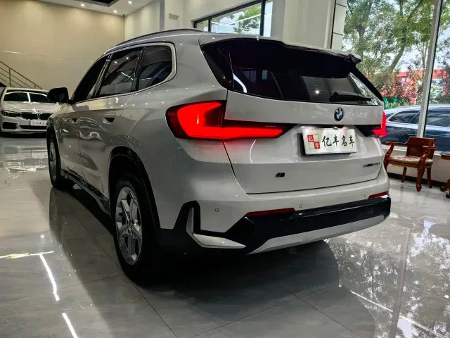 BMW X1 — Фото автомобиля 5