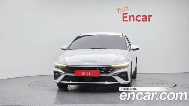Hyundai AVANTE Новый Avante (CN7) — Фото автомобиля 3