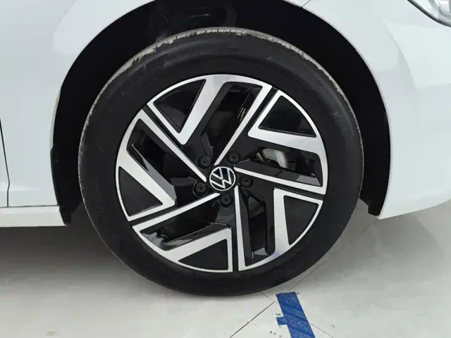 Volkswagen Sagitar — Фото автомобиля 6