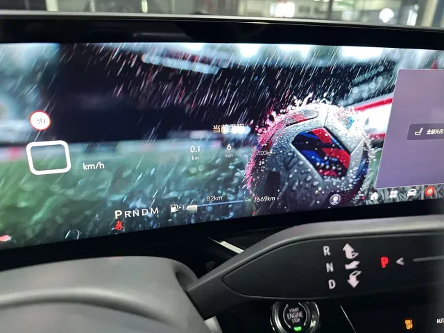 Buick Envision S — Фото автомобиля 8