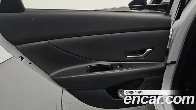Hyundai Avante CN7 — Фото автомобиля 25