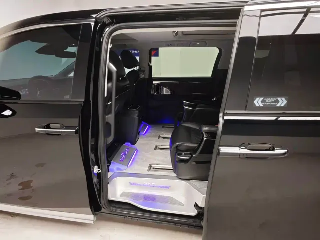 GAC Trumpchi M8 — Фото автомобиля 14