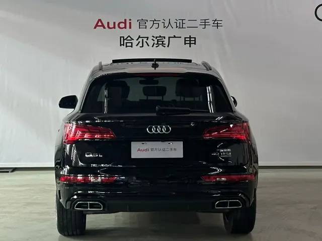 Audi Q5L — Фото автомобиля 4