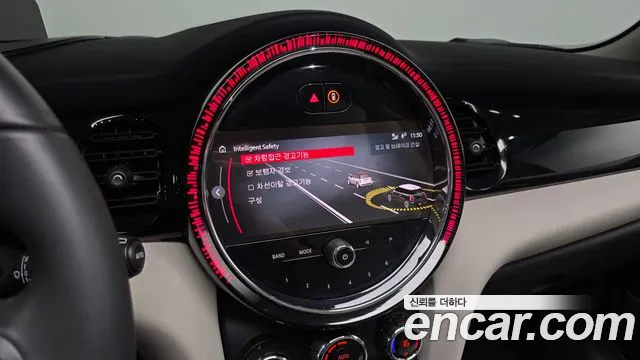 MINI Cooper — Фото автомобиля 30