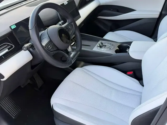 BYD Seal 06 — Фото автомобиля 8