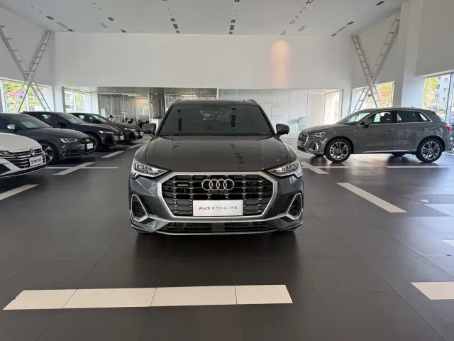 Audi Q3 — Фото автомобиля 3
