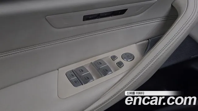 BMW 5 Series G30 — Фото автомобиля 29