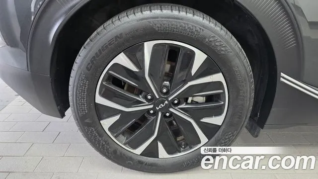 Kia EV6 — Фото автомобиля 5