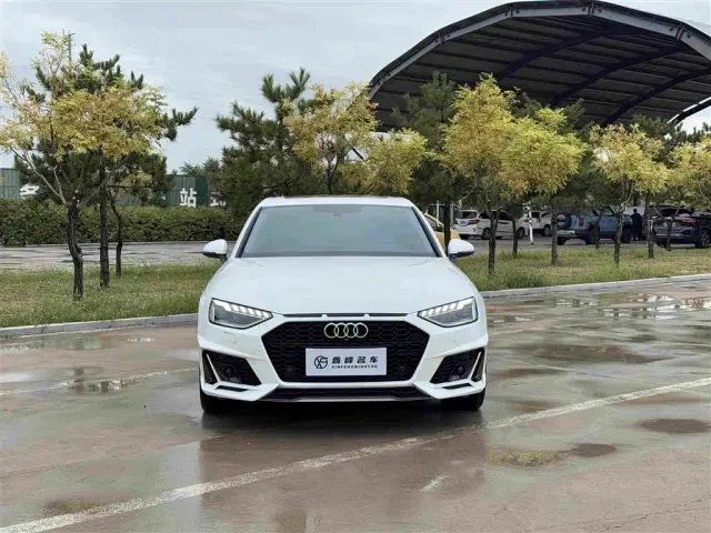 Audi A4L — Фото автомобиля 2