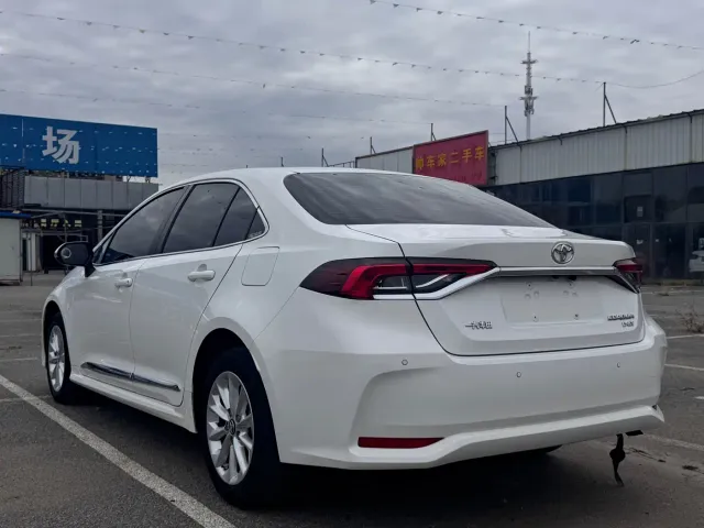 Toyota Corolla — Фото автомобиля 4