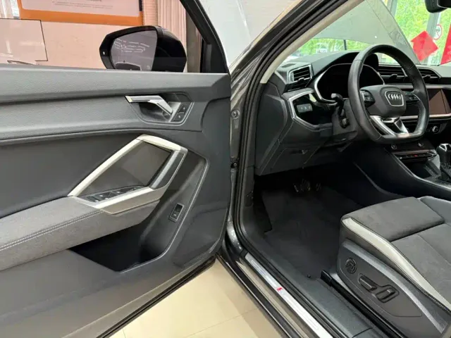 Audi Q3 — Фото автомобиля 8