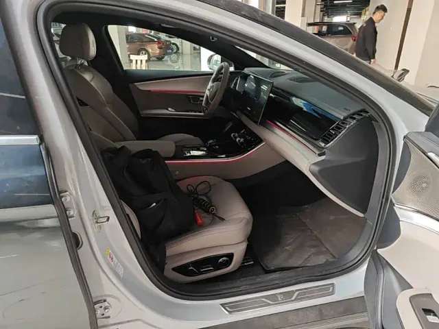 BYD Han — Фото автомобиля 24