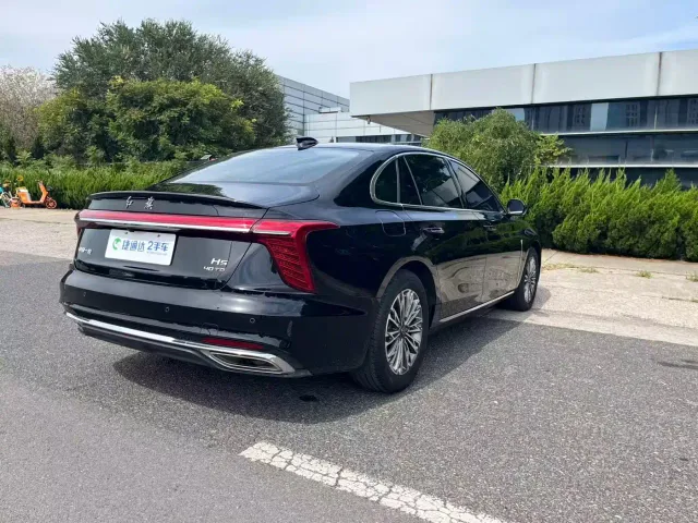 Hongqi H5 — Фото автомобиля 3
