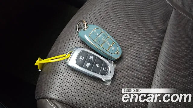 Hyundai Tucson Tucson (NX4) Бензин 1.6 турбо 2WD — Фото автомобиля 27