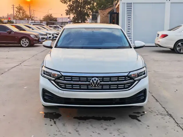 Volkswagen Sagitar — Фото автомобиля 2