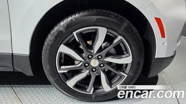 Chevrolet Equinox — Фото автомобиля 21