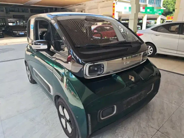 Baojun KiWi EV — Фото автомобиля 3
