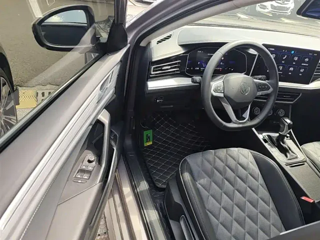 Volkswagen Sagitar — Фото автомобиля 15
