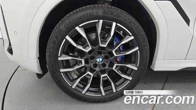 BMW X6 xDrive40i M Sport — Фото автомобиля 5